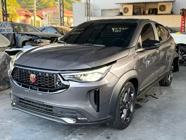 Sucata Fiat Fastback Abarth 1.3 T 2022/2023 - 28.845 km