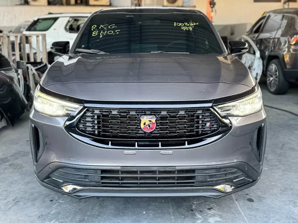 Sucata Fiat Fastback Abarth 1.3 T 2022/2023 - 28.845 km - Imagem 2