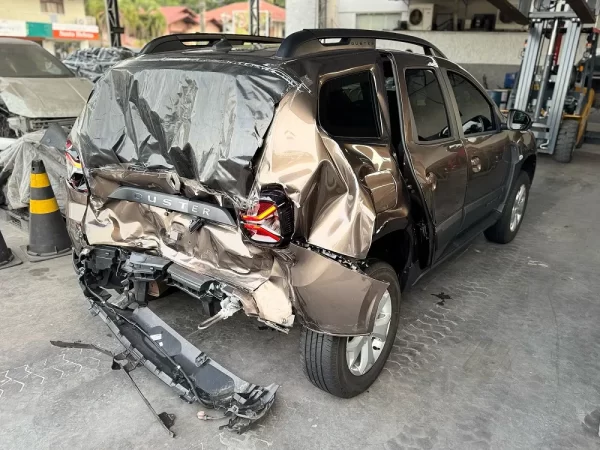 Sucata Renault Duster Intense 1.6 CVT 2023/24 - Imagem 4